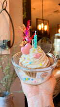 Load image into Gallery viewer, 🧁 BIRTHDAY CUPCAKE 🧁 Candle