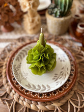 Load image into Gallery viewer, Oaxaca floral candle color green