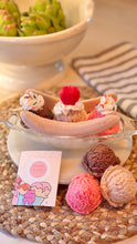 Load image into Gallery viewer, 🌟BANANA SPLIT 🌟Candle🌟
