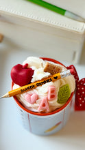 Load image into Gallery viewer, 📚✏️BACK TO SCHOOL 📚✏️CANDLE🌟
