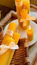 Load image into Gallery viewer, ✨HONEY GLOW ✨CANDLES✨

