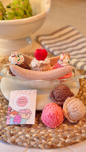 Load image into Gallery viewer, 🌟BANANA SPLIT 🌟Candle🌟
