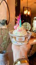 Load image into Gallery viewer, 🧁 BIRTHDAY CUPCAKE 🧁 Candle
