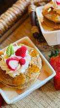 Load image into Gallery viewer, ✨STRAWBERRY PANCAKE ✨candle
