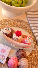 Load image into Gallery viewer, 🌟BANANA SPLIT 🌟Candle🌟
