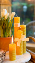 Load image into Gallery viewer, ✨HONEY GLOW ✨CANDLES✨
