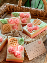 Load image into Gallery viewer, 🍓STRAWBERRY AND WAFFLE 🍓
