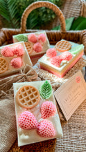 Load image into Gallery viewer, 🍓STRAWBERRY AND WAFFLE 🍓
