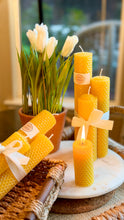 Load image into Gallery viewer, ✨HONEY GLOW ✨CANDLES✨

