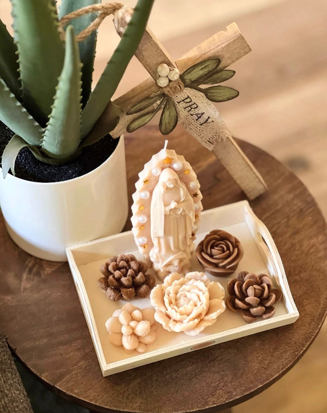 🤎VIRGEN DE GUADALUPE 🤎 Candle & Wax Melts